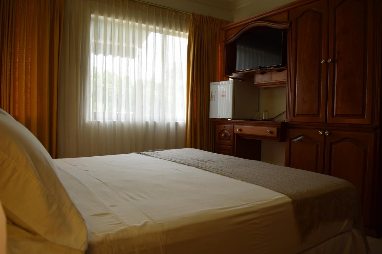 Casa Bella Suites กาลี ภายนอก รูปภาพ