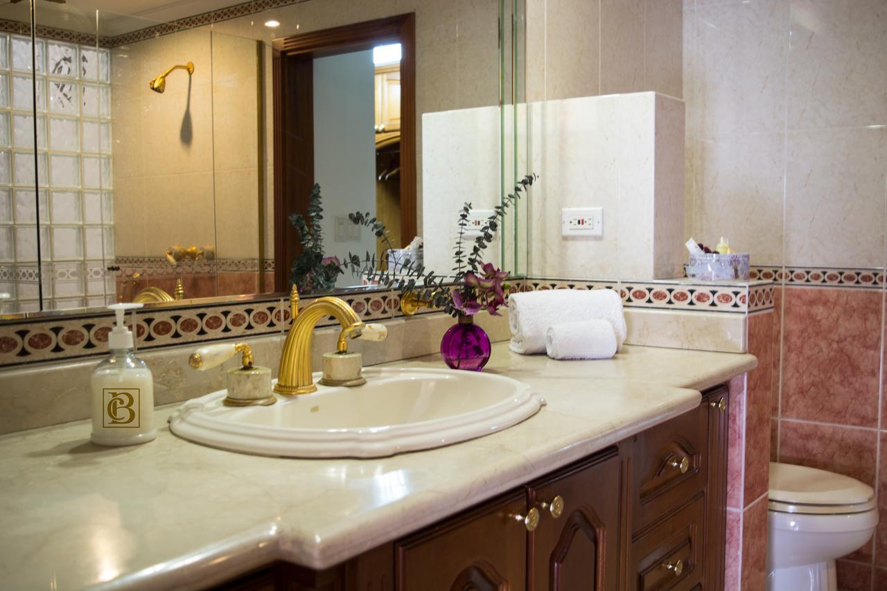 Casa Bella Suites กาลี ภายนอก รูปภาพ