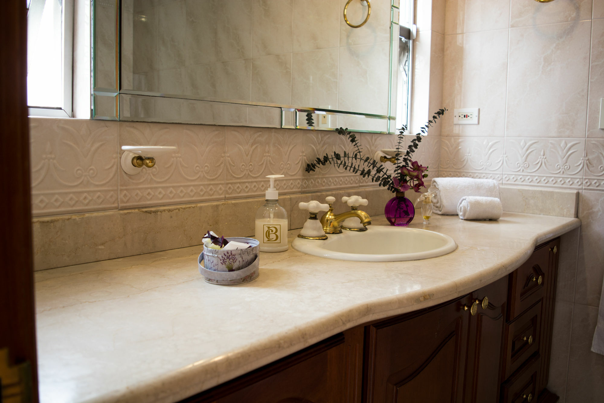 Casa Bella Suites กาลี ภายนอก รูปภาพ